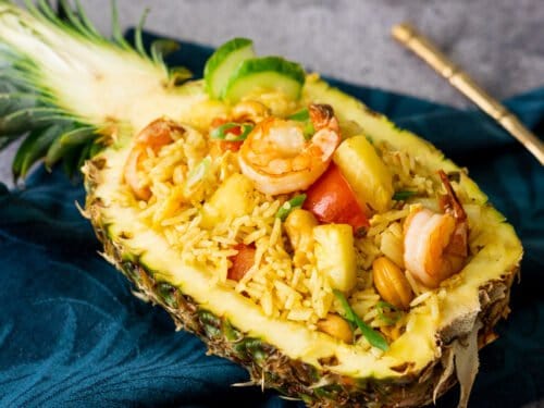 https://hot-thai-kitchen.com/wp-content/uploads/2014/02/Pineapple-fried-rice-sq-2-500x375.jpg
