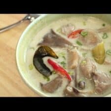Tom Ka Gai ต้มข่าไก่ (coconut chicken soup)-image