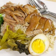 Slow-Braised Pork Leg on Rice ข้าวขาหมู (kao ka moo)-image