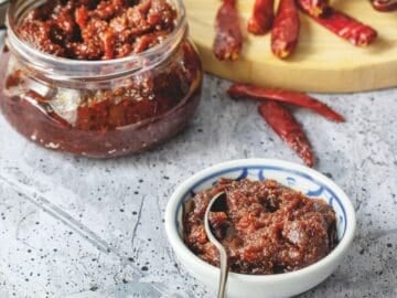 Thai chili paste in a bowl and in a glass jar.