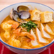 Singaporean Laksa - Seafood Curry Noodle Soup-image