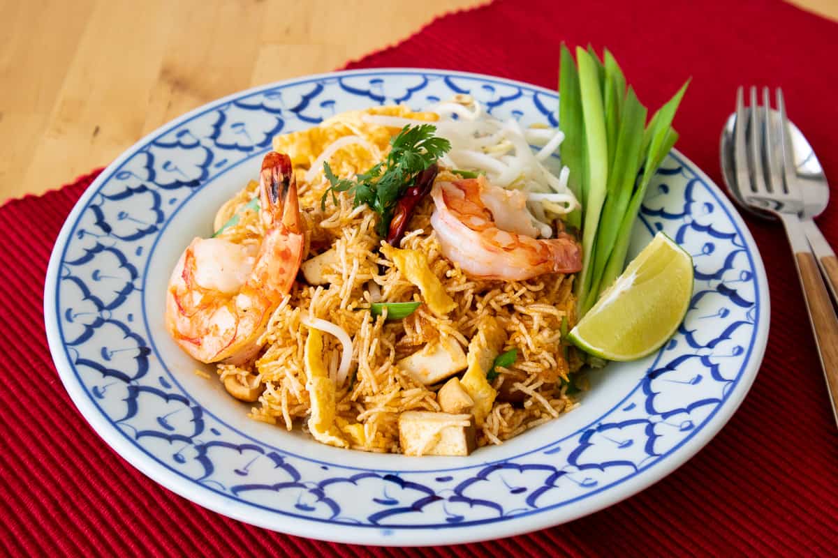 Easy Chicken Pad Thai Recipe - Belly Full