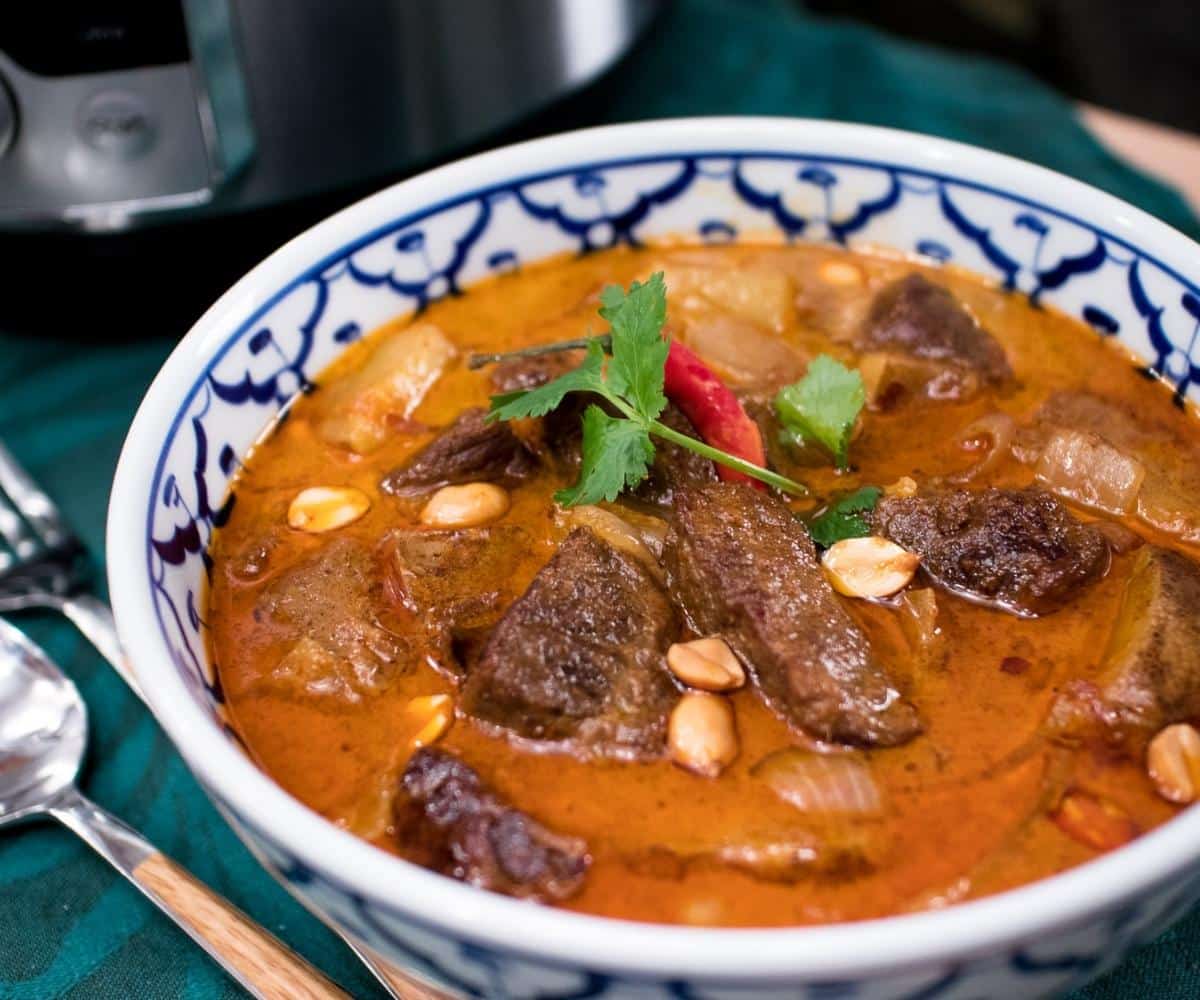 Beef curry pressure online cooker